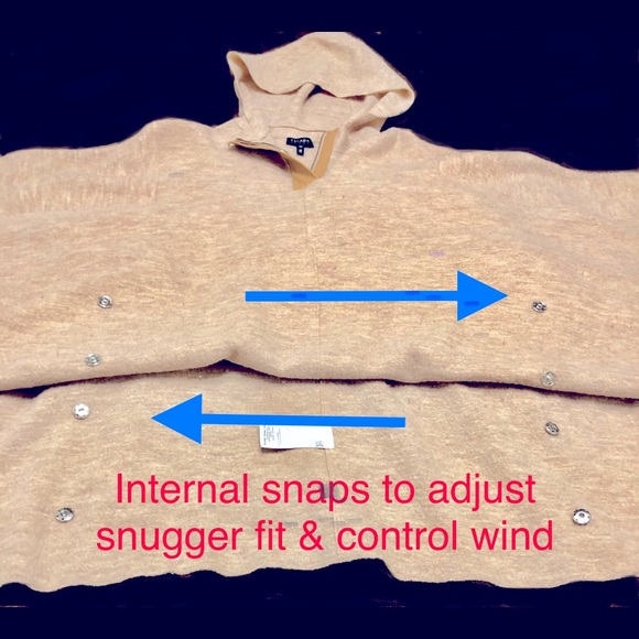 Escada Poncho with Hoodie and Snap Closure - Picture 4 of 12
